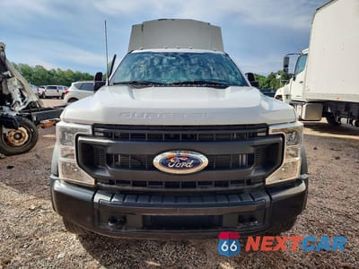 Piąte zdjęcie samochodu w środku: 2022 FORD F550 SUPER DUTY UTILITY / SERVICE TRUCK VIN:1FD0W5HT6NEC71015 - miniatura