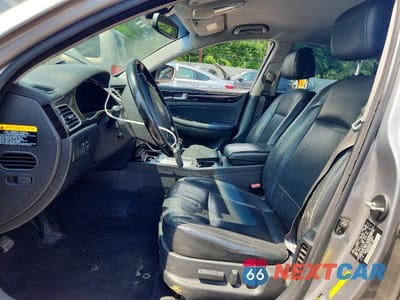 Zdjęcie 7 z 12 samochodu: 2012 HYUNDAI GENESIS 3.8L VIN:KMHGC4DD0CU176534 - miniatura