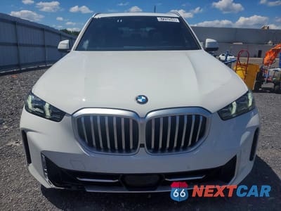 Piąte zdjęcie samochodu w środku: 2026 BMW X5 XDRIVE40I VIN:5UX23EU02T9280056 - miniatura