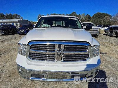 Piąte zdjęcie samochodu w środku: 2019 RAM 1500 CLASSIC SLT VIN:1C6RR6TT2KS722073 - miniatura