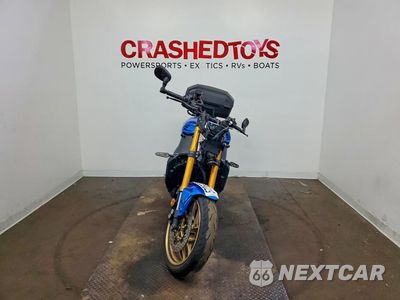 Drugie zdjęcie samochodu z przodu: 2023 YAMAHA MTM890 VIN:JYARN80E3PA001730 - miniatura
