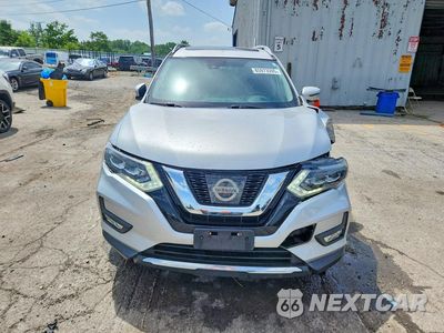 Piąte zdjęcie samochodu w środku: 2017 NISSAN ROGUE SV/SL VIN:5N1AT2MV1HC742409 - miniatura