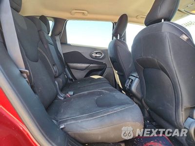 Zdjęcie 11 z 13 samochodu: 2015 JEEP CHEROKEE LATITUDE VIN:1C4PJMCB2FW715321 - miniatura