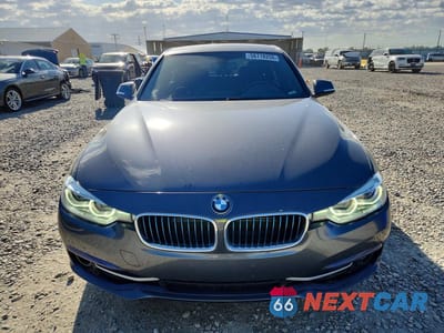 Piąte zdjęcie samochodu w środku: 2018 BMW 330E VIN:WBA8E1C51JA167509 - miniatura