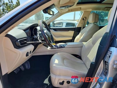Zdjęcie 7 z 12 samochodu: 2017 MASERATI LEVANTE S LUXURY VIN:ZN661YUL4HX252166 - miniatura