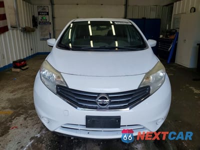 Piąte zdjęcie samochodu w środku: 2016 NISSAN VERSA NOTE S PLUS VIN:3N1CE2CP9GL371175 - miniatura