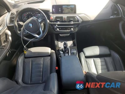 Zdjęcie 8 z 13 samochodu: 2018 BMW X3 XDRIVE30I VIN:5UXTR9C55JLC82569 - miniatura