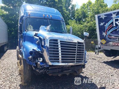 Zdjęcie 9 z 10 samochodu: 2016 FREIGHTLINER CASCADIA 125