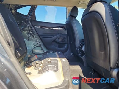 Zdjęcie 11 z 14 samochodu: 2024 KIA SELTOS S VIN:KNDEU2AA4R7534054 - miniatura