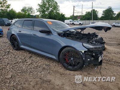 Czwarte zdjęcie samochodu z boku: 2026 BMW M5 TOURING VIN:WBS83GV07TCX50180 - miniatura