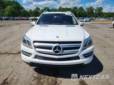 Piąte zdjęcie samochodu w środku: 2015 MERCEDES-BENZ GL 450 4MATIC VIN:4JGDF6EE7FA594012 - miniatura