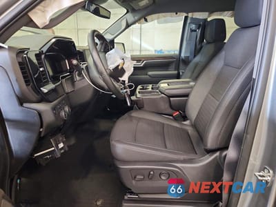 Zdjęcie 7 z 12 samochodu: 2026 CHEVROLET SILVERADO K1500 LT VIN:2GCUKDED9T1112948 - miniatura