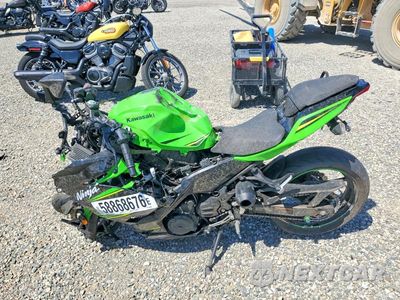 Trzecie zdjęcie samochodu z tyłu: 2018 KAWASAKI EX400 VIN:JKAEXKG16JDA08364 - miniatura