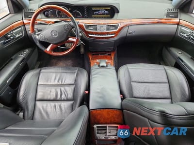 Zdjęcie 8 z 12 samochodu: 2010 MERCEDES-BENZ S 63 AMG VIN:WDDNG7HB9AA295908 - miniatura