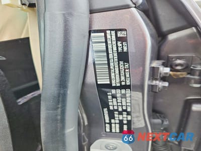 Zdjęcie 13 z 13 samochodu: 2018 MASERATI LEVANTE VIN:ZN661XUAXJX297241 - miniatura