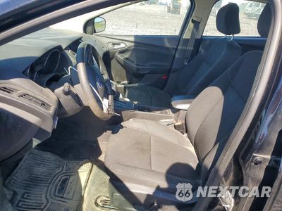 Zdjęcie 7 z 12 samochodu: 2016 FORD FOCUS VIN:1FADP3F20GL382990 - miniatura