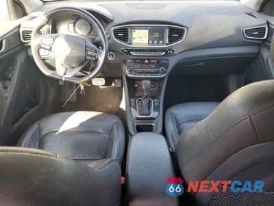 Zdjęcie 8 z 12 samochodu: 2018 HYUNDAI IONIQ LIMITED VIN:KMHC05LC9JU073812 - miniatura