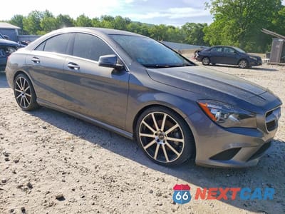 Czwarte zdjęcie samochodu z boku: 2015 MERCEDES-BENZ CLA 250 VIN:WDDSJ4EB9FN273544 - miniatura
