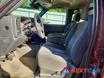 Zdjęcie 7 z 12 samochodu: 2003 CHEVROLET SILVERADO K1500 HEAVY DUTY VIN:1GCGK13U83F232599 - miniatura