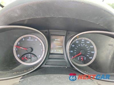 Zdjęcie 9 z 12 samochodu: 2013 HYUNDAI SANTA FE SPORT 2.4L VIN:5XYZT3LB6DG013638 - miniatura