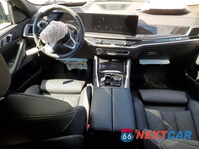 Zdjęcie 8 z 12 samochodu: 2026 BMW X6 XDRIVE40I VIN:5UX33EX0XT9420404 - miniatura