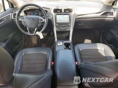 Zdjęcie 8 z 12 samochodu: 2017 FORD FUSION SE VIN:3FA6P0HD4HR297921 - miniatura