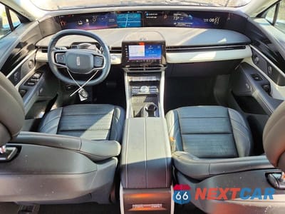 Zdjęcie 8 z 13 samochodu: 2024 LINCOLN NAUTILUS RESERVE VIN:5LMPJ8KA9RJ840763 - miniatura