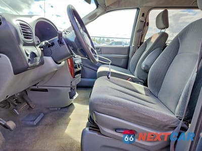 Zdjęcie 7 z 14 samochodu: 2005 CHRYSLER TOWN & COUNTRY LX VIN:2C4GP44R95R255799 - miniatura