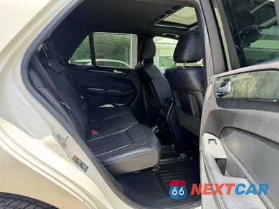 Zdjęcie 6 z 11 samochodu: 2017 MERCEDES-BENZ GLE 350 4MATIC VIN:4JGDA5HB0HA968134 - miniatura