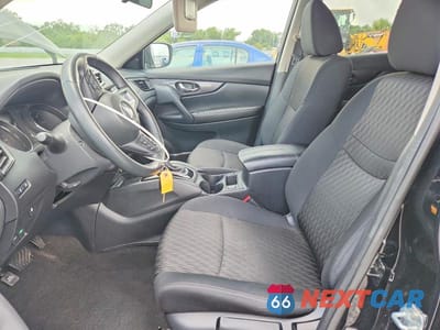 Zdjęcie 7 z 14 samochodu: 2018 NISSAN ROGUE S VIN:5N1AT2MT4JC852262 - miniatura