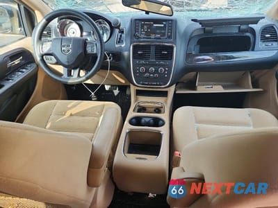 Zdjęcie 8 z 13 samochodu: 2015 DODGE GRAND CARAVAN SXT VIN:2C4RDGCG7FR663335 - miniatura