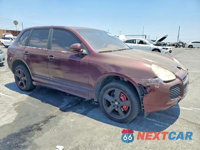 Czwarte zdjęcie samochodu z boku: 2006 PORSCHE CAYENNE TURBO VIN:WP1AC29PX6LA90738 - miniatura