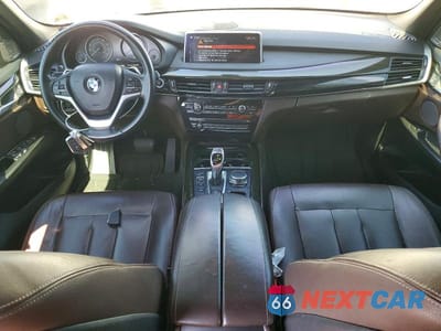 Zdjęcie 8 z 13 samochodu: 2018 BMW X5 XDRIVE35I VIN:5UXKR0C54JL072923 - miniatura