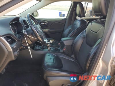 Zdjęcie 10 z 13 samochodu: 2019 JEEP CHEROKEE LATITUDE PLUS VIN:1C4PJLLB2KD164243 - miniatura