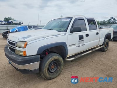 2006 CHEVROLET SILVERADO C2500 HEAVY DUTY 1GCHC23U46F173871 - główne zdjęcie licytacji z USA - miniatura