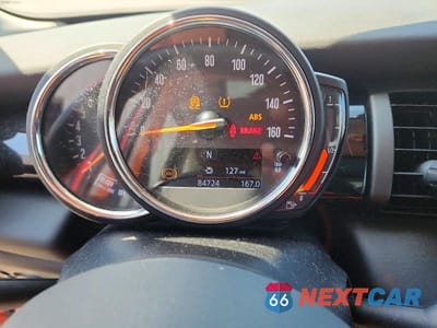 Zdjęcie 9 z 12 samochodu: 2021 MINI COOPER VIN:WMWXU7C00M2N01548 - miniatura