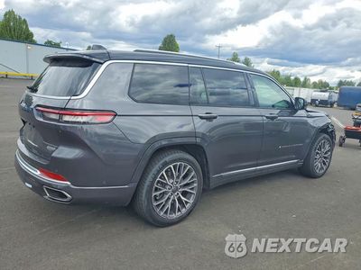 Trzecie zdjęcie samochodu z tyłu: 2023 JEEP GRAND CHEROKEE L SUMMIT VIN:1C4RJKEG6P8829771 - miniatura