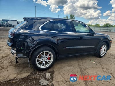 Trzecie zdjęcie samochodu z tyłu: 2024 PORSCHE CAYENNE S VIN:WP1AL2AY8RDA32162 - miniatura