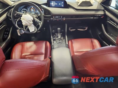 Zdjęcie 8 z 12 samochodu: 2024 MAZDA 3 PREFERRED VIN:3MZBPBCM9RM412875 - miniatura