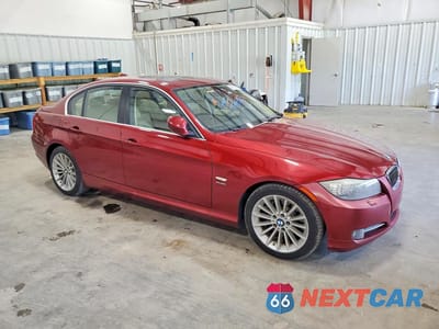 Czwarte zdjęcie samochodu z boku: 2011 BMW 335 XI VIN:WBAPL5C53BA921391 - miniatura