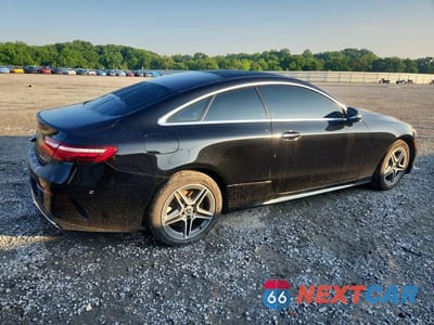 Trzecie zdjęcie samochodu z tyłu: 2021 MERCEDES-BENZ E 450 4MATIC VIN:W1K1J5KB8MF151867 - miniatura