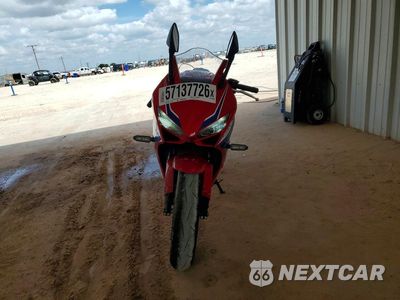 Drugie zdjęcie samochodu z przodu: 2026 HONDA CBR650 R VIN:MLHRH1558T5201451 - miniatura