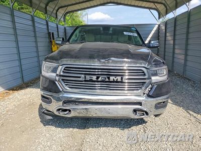 Piąte zdjęcie samochodu w środku: 2020 RAM 1500 LARAMIE VIN:1C6SRFJT1LN207537 - miniatura
