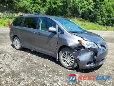 Czwarte zdjęcie samochodu z boku: 2012 TOYOTA SIENNA XLE 8-PASSENGER VIN:5TDYK3DCXCS266579 - miniatura