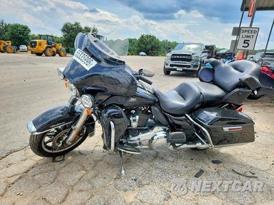 Trzecie zdjęcie samochodu z tyłu: 2019 HARLEY-DAVIDSON FLHTCU VIN:1HD1FCC11KB667206 - miniatura