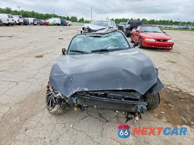 Piąte zdjęcie samochodu w środku: 2025 MAZDA MX-5 MIATA GRAND TOURING VIN:JM1NDAM79S0653274 - miniatura