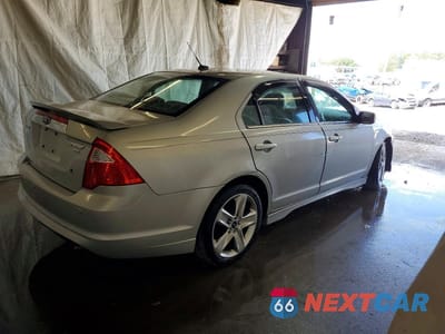 Trzecie zdjęcie samochodu z tyłu: 2010 FORD FUSION SPORT VIN:3FAHP0DC8AR184338 - miniatura