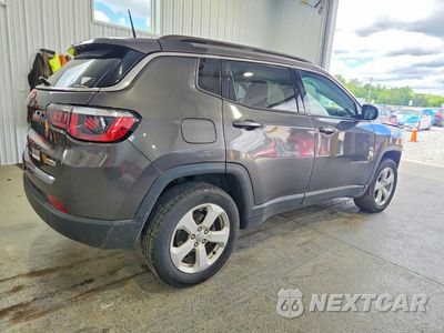 Trzecie zdjęcie samochodu z tyłu: 2018 JEEP COMPASS LATITUDE VIN:3C4NJDBB9JT485574 - miniatura