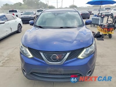Piąte zdjęcie samochodu w środku: 2019 NISSAN ROGUE SPORT SV VIN:JN1BJ1CP4KW218692 - miniatura