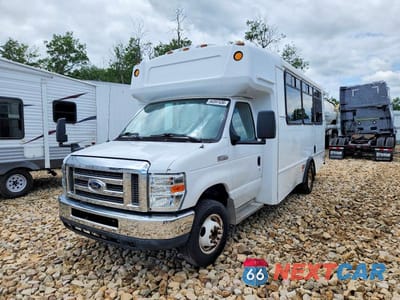 Drugie zdjęcie samochodu z przodu: 2017 FORD ECONOLINE E450 SUPER DUTY CUTAWAY VAN VIN:1FDFE4FS2HDC13978 - miniatura